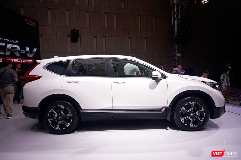 Honda Việt Nam ra mắt xe CR-V 2018, giá cao nhất 1,1 tỷ đồng ảnh 11