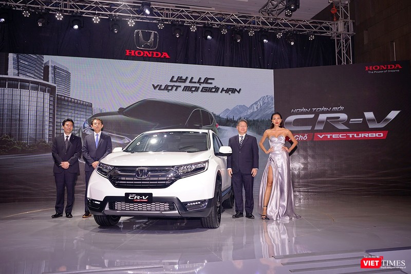 Honda Việt Nam ra mắt xe CR-V 2018, giá cao nhất 1,1 tỷ đồng ảnh 1