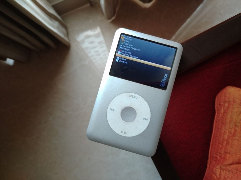 Ảnh chụp trong điều kiện thiếu sáng (Ảnh: Android Authority)