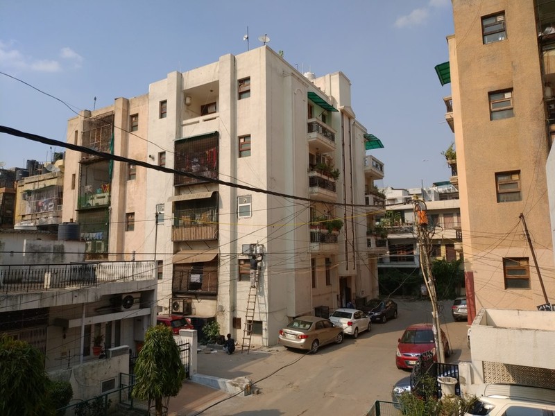 Trong điều kiện đủ sáng máy vẫn cho ra hình ảnh rõ nét (Ảnh: Android Authority)