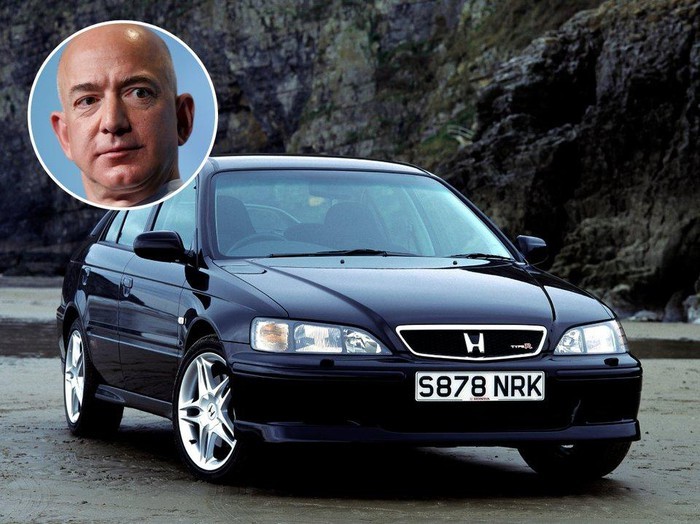 Chiếc Honda Accord mà Jeff Bezos sử dụng hằng ngày (Ảnh: Getty) Chiếc Honda Accord mà Jeff Bezos sử dụng hằng ngày (Ảnh: Getty)
