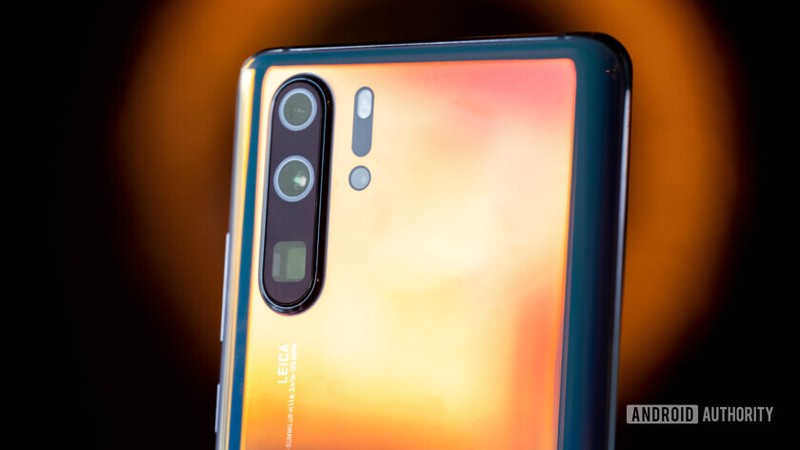 Mặt sau của Huawei P30 Pro (Ảnh: Android Authority) Mặt sau của Huawei P30 Pro (Ảnh: Android Authority)