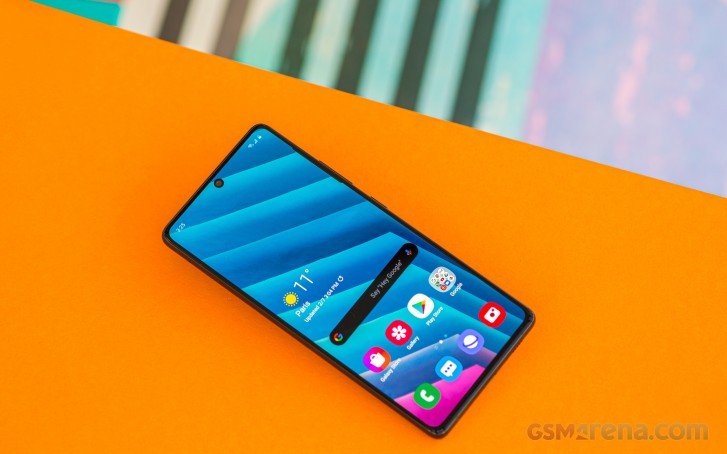 Samsung Galaxy S10 Lite sở hữu thiết kế nam tính (Ảnh: GSMarena) Samsung Galaxy S10 Lite sở hữu thiết kế nam tính (Ảnh: GSMarena)