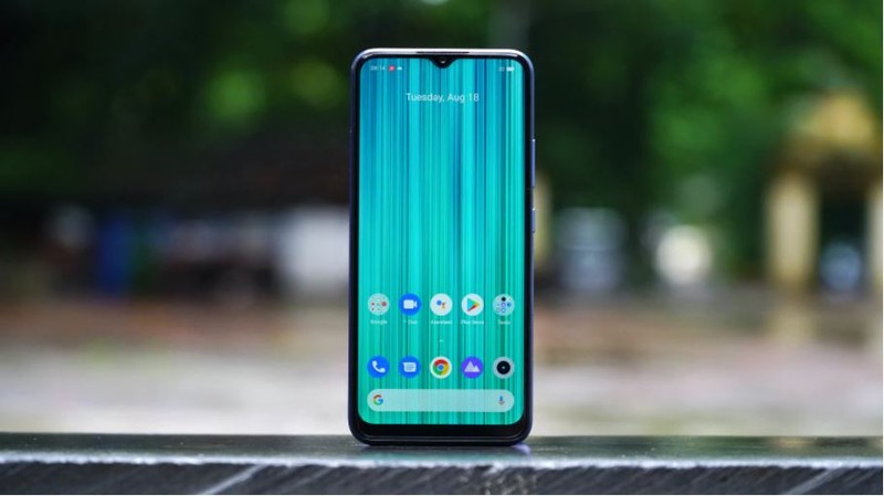 Realme C12 có thiết kế bắt kịp xu thế (Ảnh: Moneycontrol) Realme C12 có thiết kế bắt kịp xu thế (Ảnh: Moneycontrol)