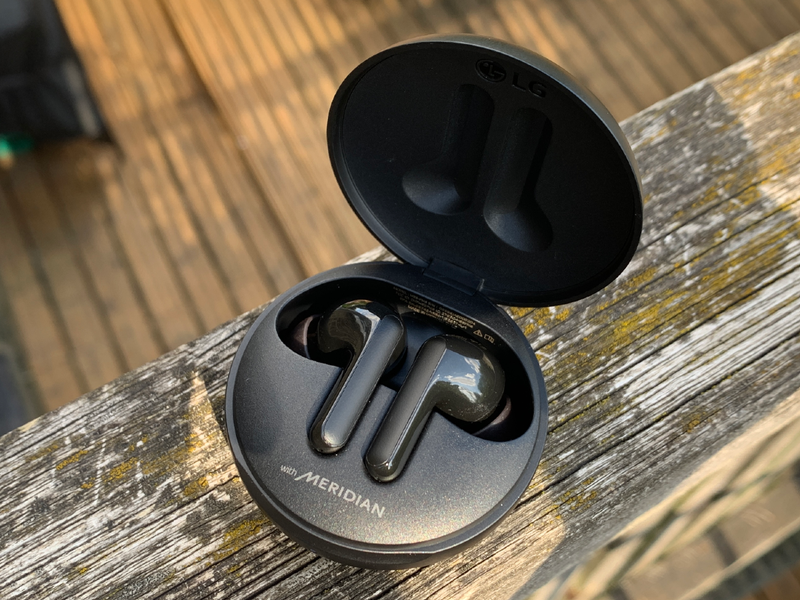 LG Tone Free FN6 (Ảnh: Stuff) LG Tone Free FN6 (Ảnh: Stuff)