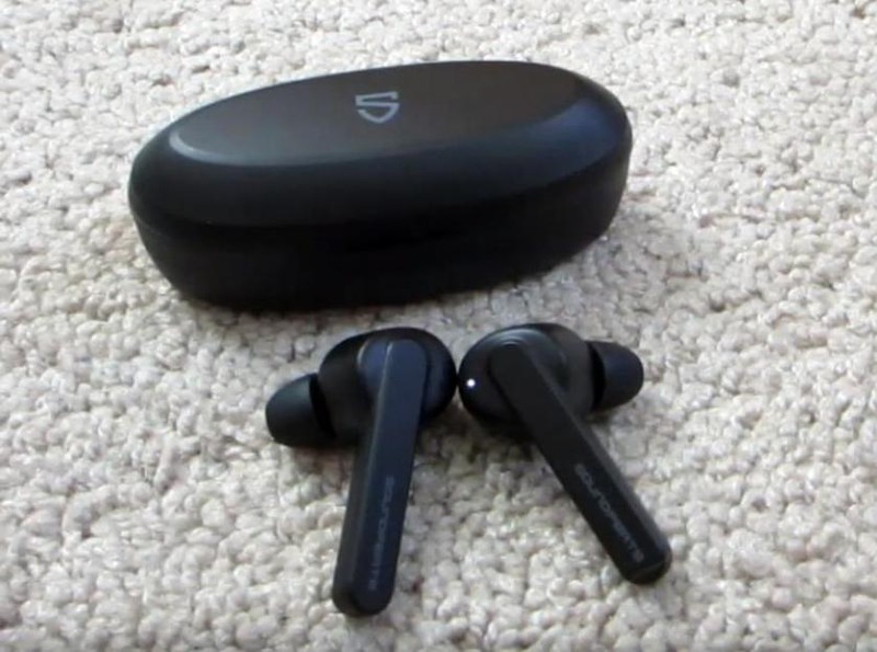 Soundpeats TrueCapsule có đầy đủ tính năng của một chiếc tai nghe true wireless (Ảnh: Nerd Techy)