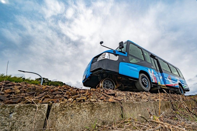 Xe chỉ mất khoảng 15 giây để chuyển đổi giữa hai chế độ (Ảnh: OC)