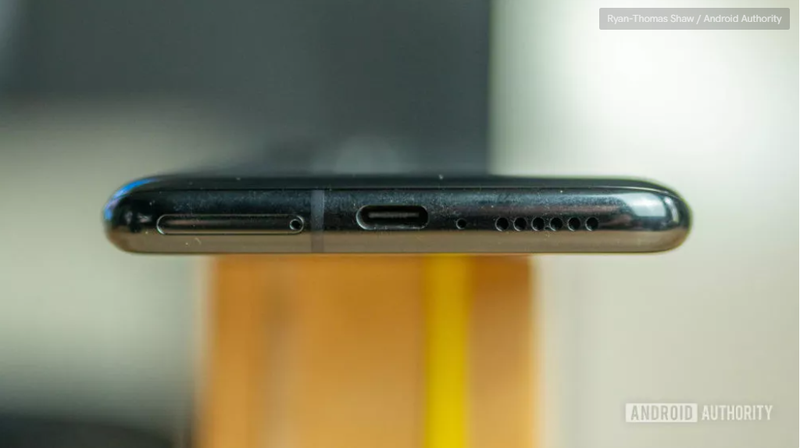 Tốc độ sạc không đúng với những gì hãng quảng cáo (Ảnh: Android Authority)