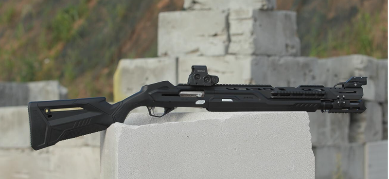 Khẩu shotgun MP-155 'Ultima' được tích hợp nhiều công nghệ đem đến một trải nghiệm bắn hoàn toàn mới cho người dùng (Ảnh: RBTH)