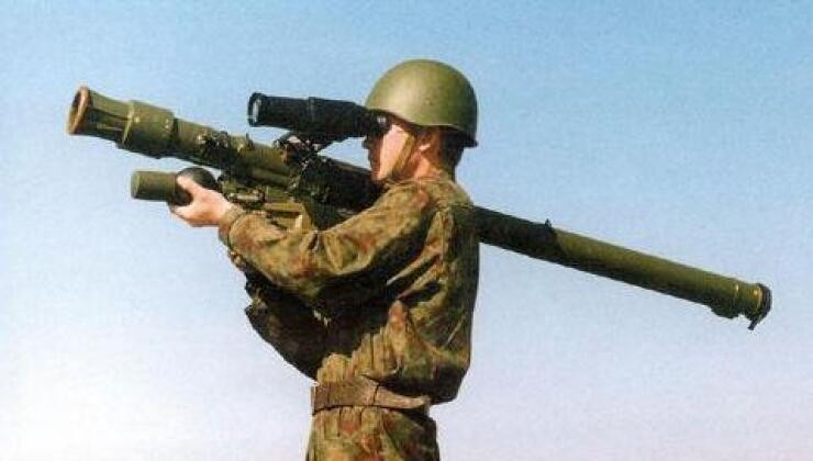 Tên lửa vác vai đất đối không 9K38 Igla (Ảnh: Military Watch Magazine) Tên lửa vác vai đất đối không 9K38 Igla (Ảnh: Military Watch Magazine)