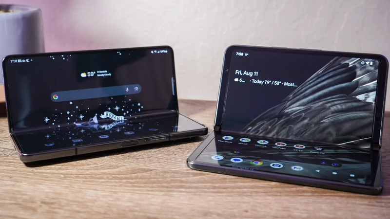 Có gì bên trong Galaxy Z Fold 5 và Pixel Fold? (Ảnh: Gizmodo)