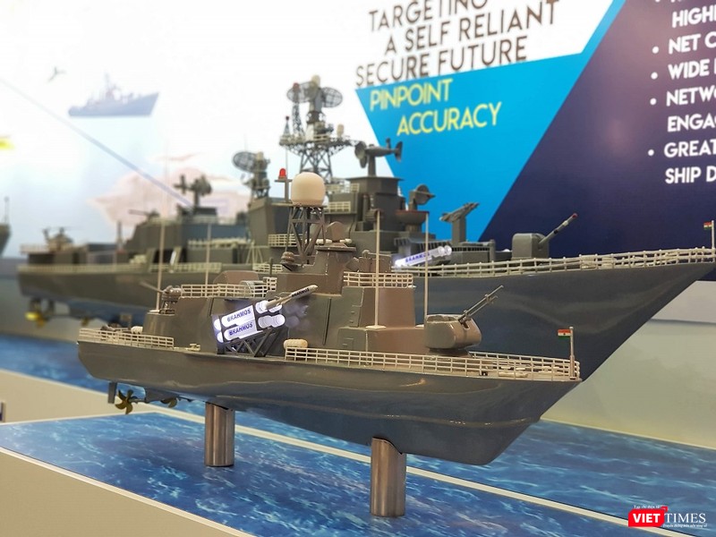 Tàu tên lửa của công ty Brahmos Aerospace (Ấn Độ)