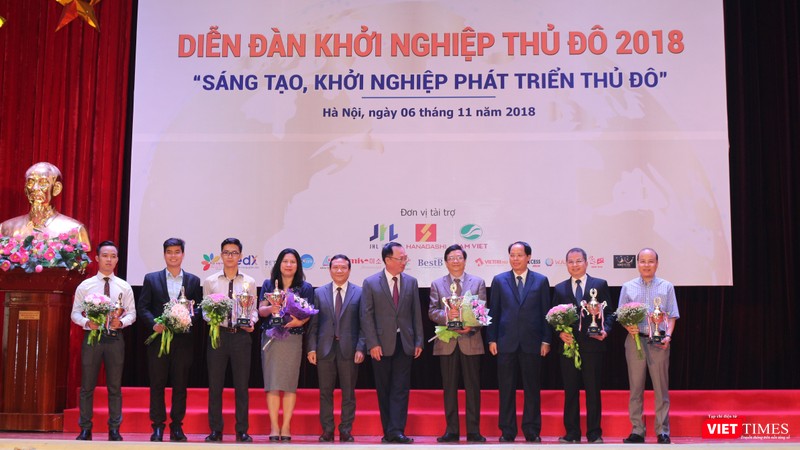 Đại diệ khách mời tại Diễn đàn