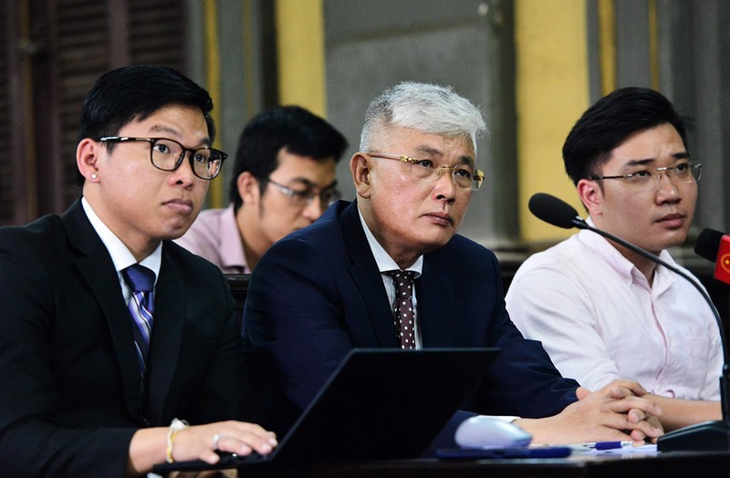 Phiên tòa Grab - Vinasun. Ảnh: Zing.vn