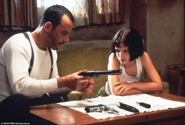 Diễn xuất của diễn viên nhí Natalie Portman trong Léon: The Professional.