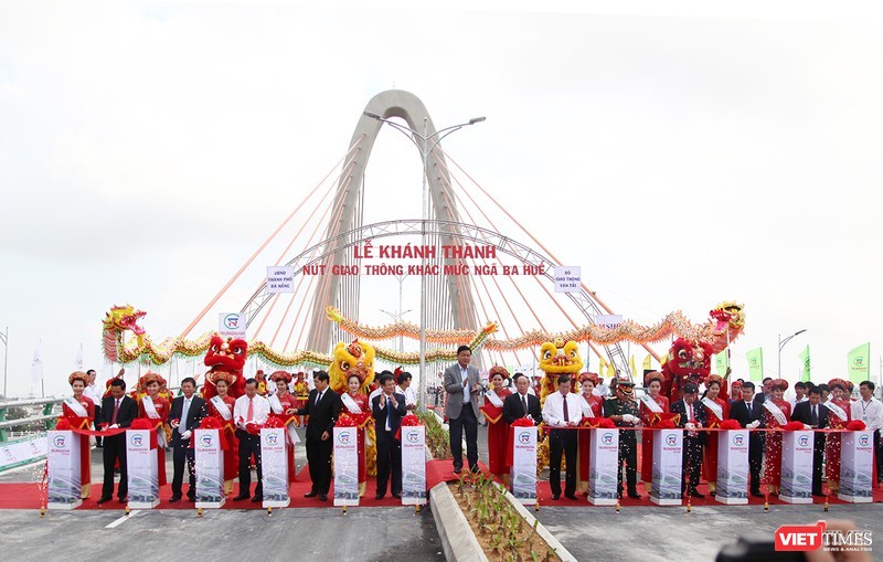 Nút giao thông Ngã ba Huế trong ngày khánh thành