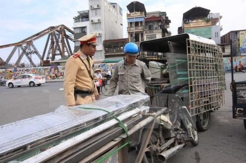 Hà Nội sẽ tăng cường xử lý xe thô sơ trong thời gian tới.