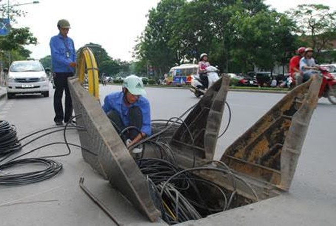 Hà Nội sẽ hạ ngầm toàn bộ cáp viễn thông trên địa bàn TP. (Ảnh minh họa, nguồn Tiền Phong).