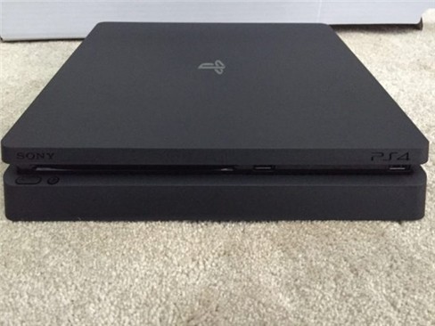 Rò rỉ hình ảnh PlayStation 4 Slim