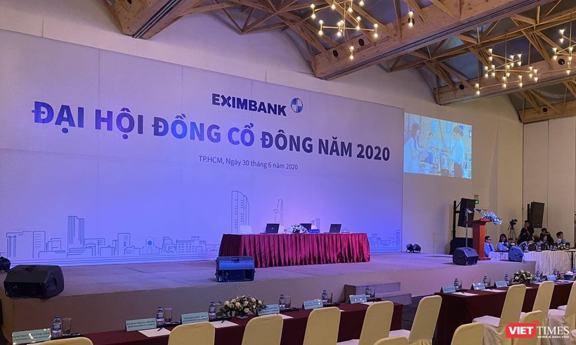 Toàn cảnh ĐHĐCĐ thường niên 2020 của Eximbank