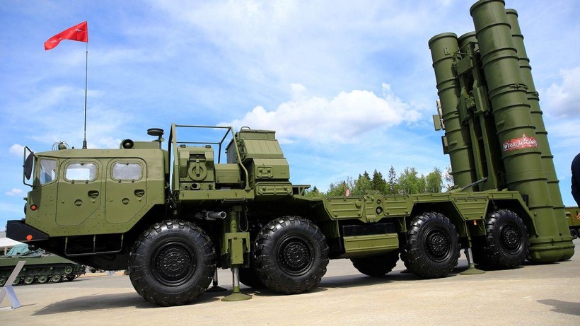 Hệ thống tên lửa pháp luật S-400 của Quân đội Thổ Nhĩ Kỳ (Ảnh: kknews).