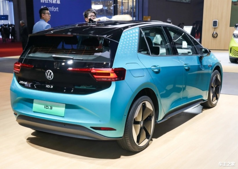 Volkswagen ID.3 ban lo 140 trieu.jpg