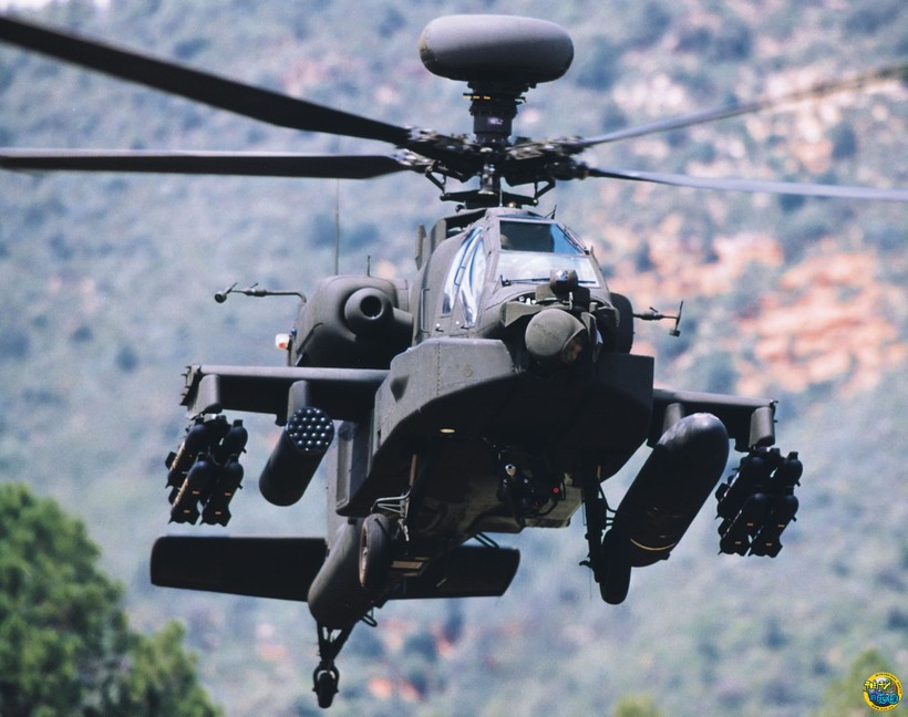 Apaphe AH-64.jpg