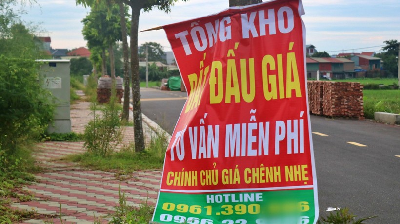 Bộ Xây dựng cho rằng nguyên nhân tăng giá bất động sản tại một số khu vực, địa phương trong thời gian qua do tác động bởi nhiều yếu tố. Ảnh: Lệ Chi