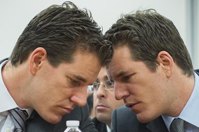 2 tỷ phú sinh đôi Tyler và Cameron Winklevoss đang sở hữu hơn 1 tỷ USD Bitcoin.