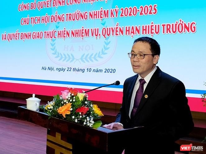 GS.TS.NGND. Tạ Thành Văn – Bí thư Đảng uỷ, Chủ tịch Hội đồng Trường Đại học Y Hà Nội