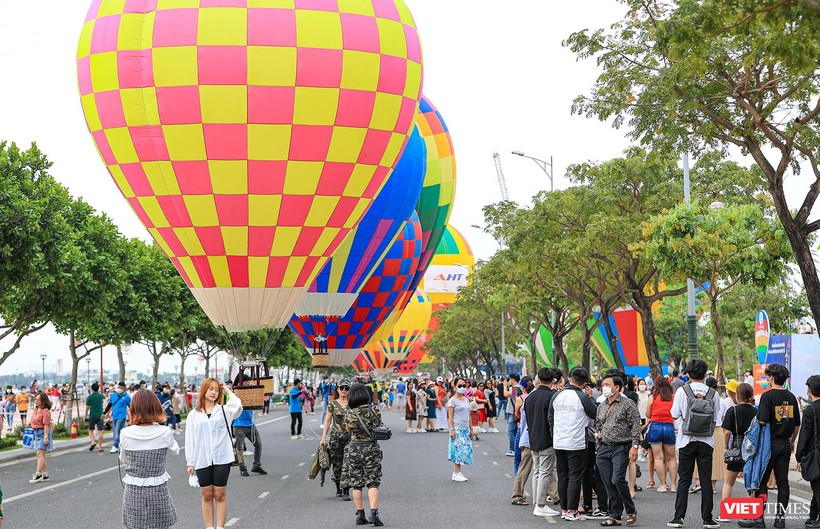 Du khách đến Đà Nẵng sau đại dịch COVID-19