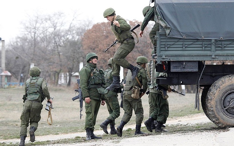 Binh sĩ Nga tại bán đảo Crimea