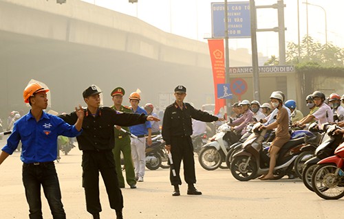 Gần 30 tuyến đường sẽ bị cấm và hạn chế phương tiện để đón Tổng thống Mỹ Obama. Ảnh minh họa: Bá Đô