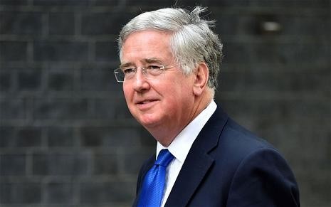 Bộ trưởng Quốc phòng Anh Michael Fallon 