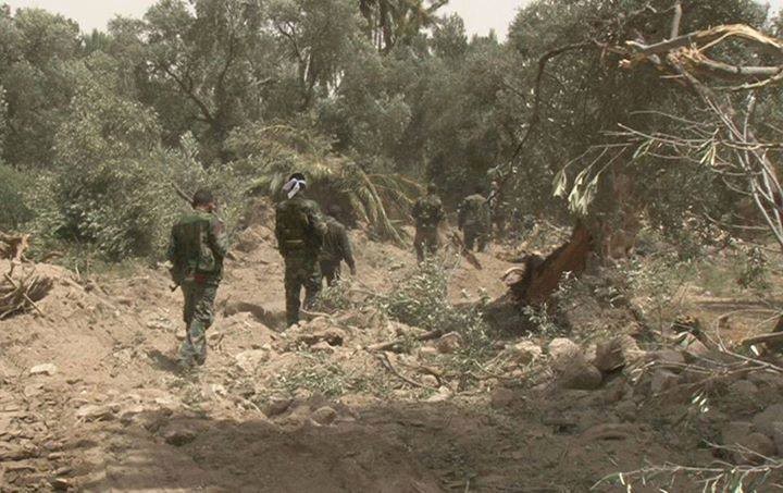 IS "nướng"hàng trăm tay súng trong trận chiến Deir Ez Zor