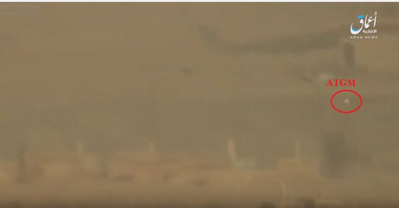Tên lửa chống tăng của IS tấn công máy bay trực thăng vận tải Mi-8 quân đội Syria