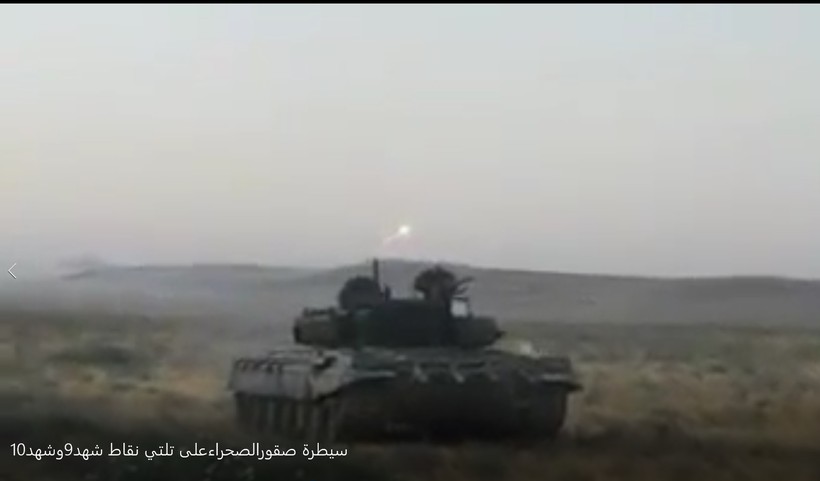 Xe tăng T-72B3 sử dụng tên lửa bắn qua nòng pháo tiêu diệt mục tiêu ở Hama