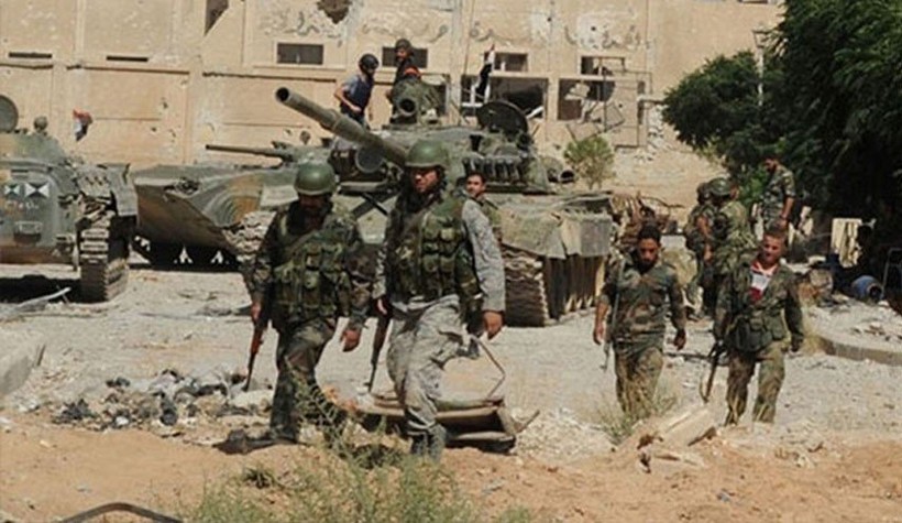 Binh sĩ quân đội Syria chuẩn bị vào chiến đấu - ảnh minh họa South Front