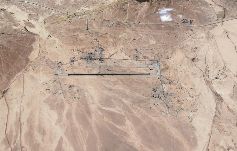 Căn cứ không quân T-4 cuat Syria trên sa mạc tỉnh Homs