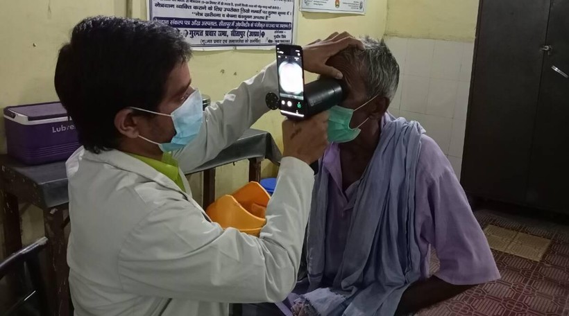 Viện R&D Bengaluru của Samsung đã phát triển cơ chế chụp ảnh Fundus và các thuật toán trên cơ sở AI cho máy ảnh Galaxy. Ảnh: Samsung