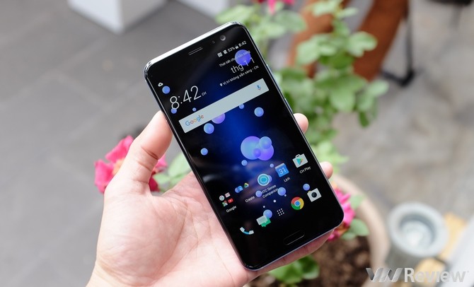 HTC U11

