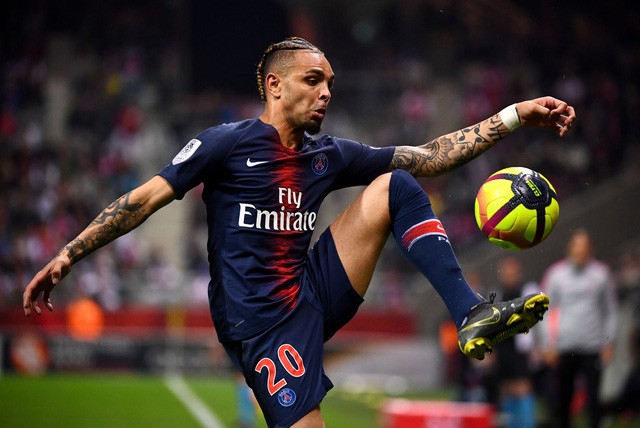  Hậu vệ trái Layvin Kurzawa của PSG đã chấp nhận đến sân Emirates. Ảnh PSG