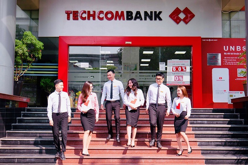 Techcombank công bố các cổ đông sở hữu cổ phiếu trên 1%