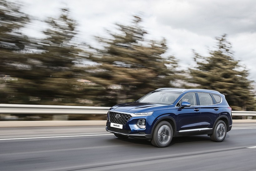 Hyundai Santa Fe 2019 có giá khởi điểm tại Hàn Quốc từ 26.000 USD (Ảnh: Hyundai Motor)