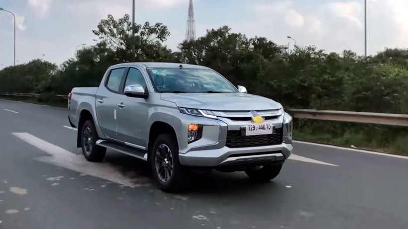 Theo một số thông tin chưa chính thức, nhiều khả năng Mitsubishi Triton 2019 sẽ được giới thiệu tại thị trường Việt Nam trong quý I/2019. (Nguồn ảnh: trích từ video)