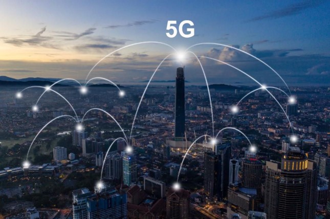 Song song với cuộc đua điện thoại 5G, những chiếc xe tự lái, thành phố thông minh và hệ thống đảm bảo an toàn công cộng được ứng dụng công nghệ 5G cũng sẽ sớm đi vào đời sống thực. Ảnh: Getty Images. 