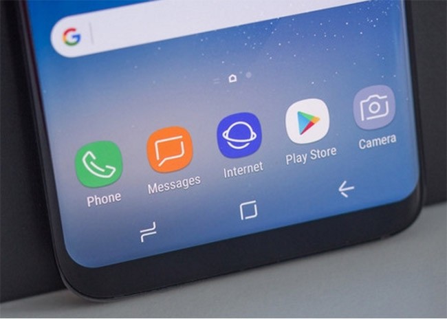 Một số người dùng ở Mỹ thông báo Galaxy S8 gặp lỗi tự khởi động lại