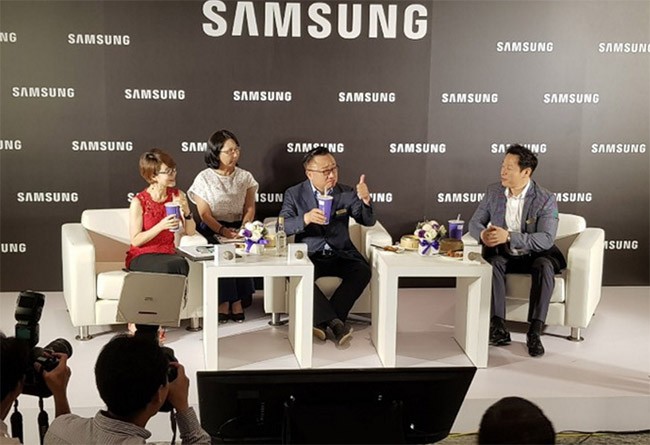 CEO Samsung gặp gỡ giới báo chí Đài Loan