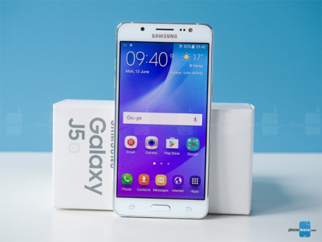 Galaxy J5 (ảnh: Phone Arena)