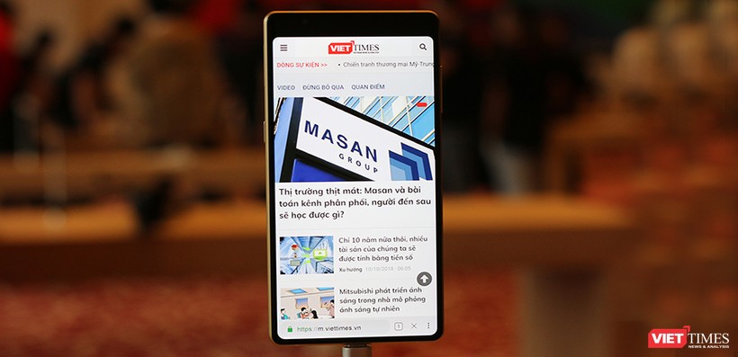 Galaxy S10 “có họ hàng” với Bphone 3? ảnh 3